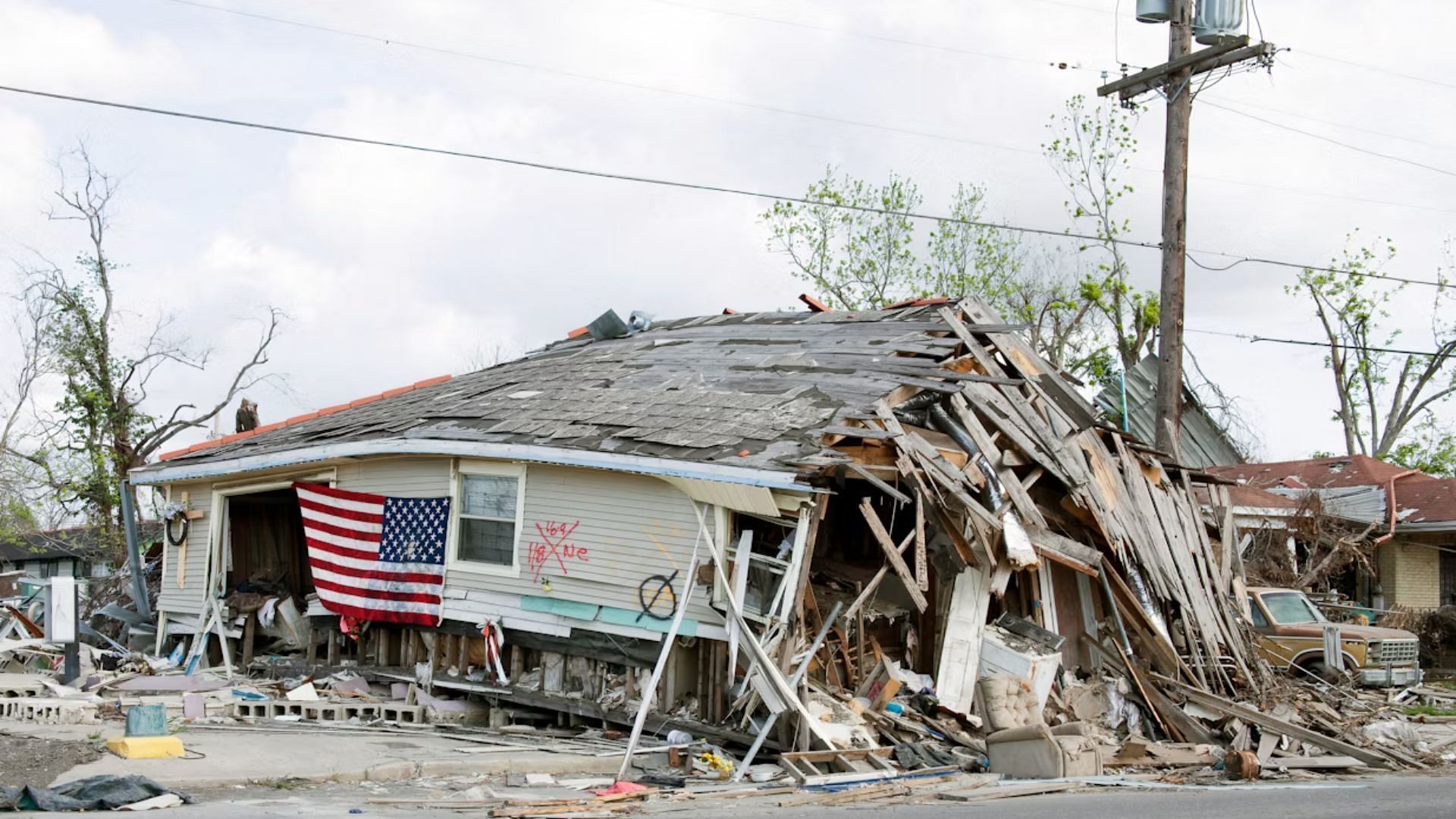 Broken homes left behind in the wake of the hurricane (Image via Unsplash/ @ Library of Congress)